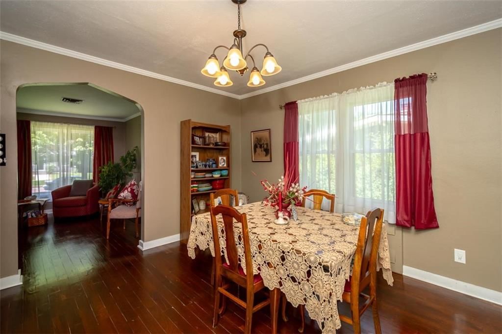 1209 S Hickory Street — photo 12