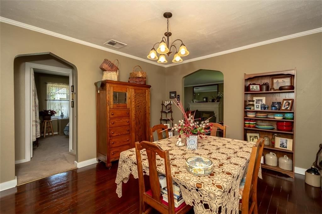 1209 S Hickory Street — photo 13
