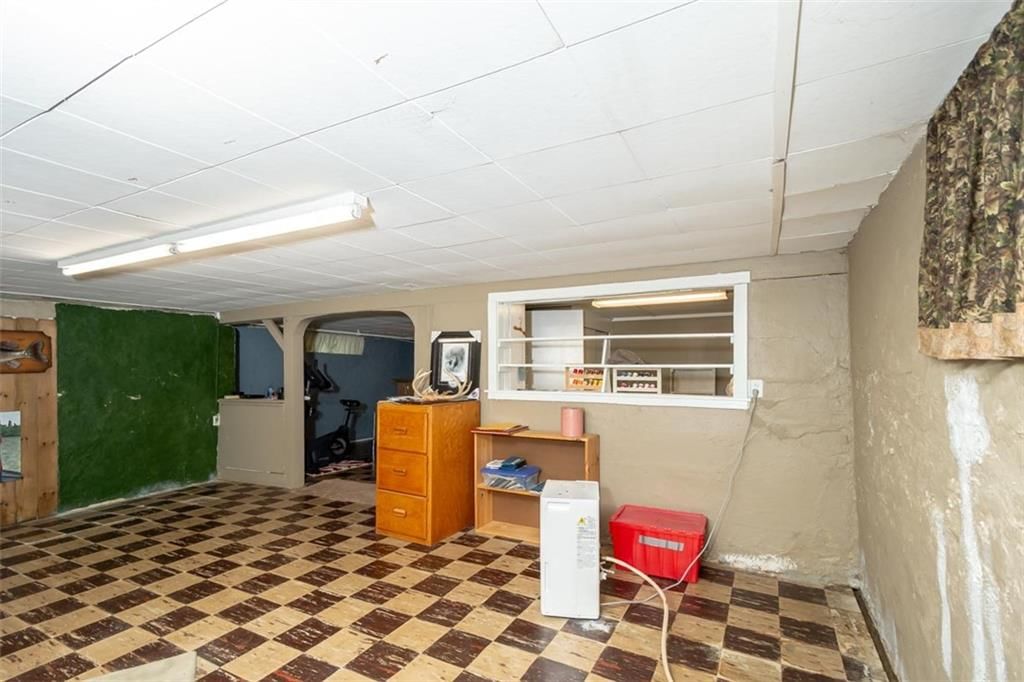 1209 S Hickory Street — photo 34