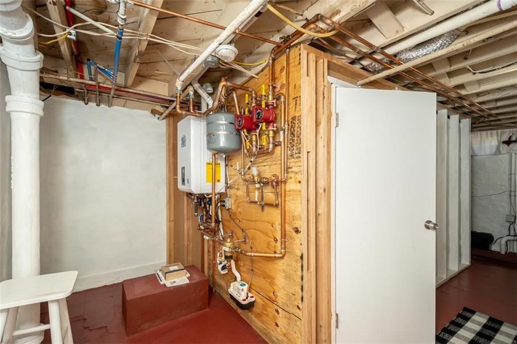 1209 S Hickory Street — photo 37