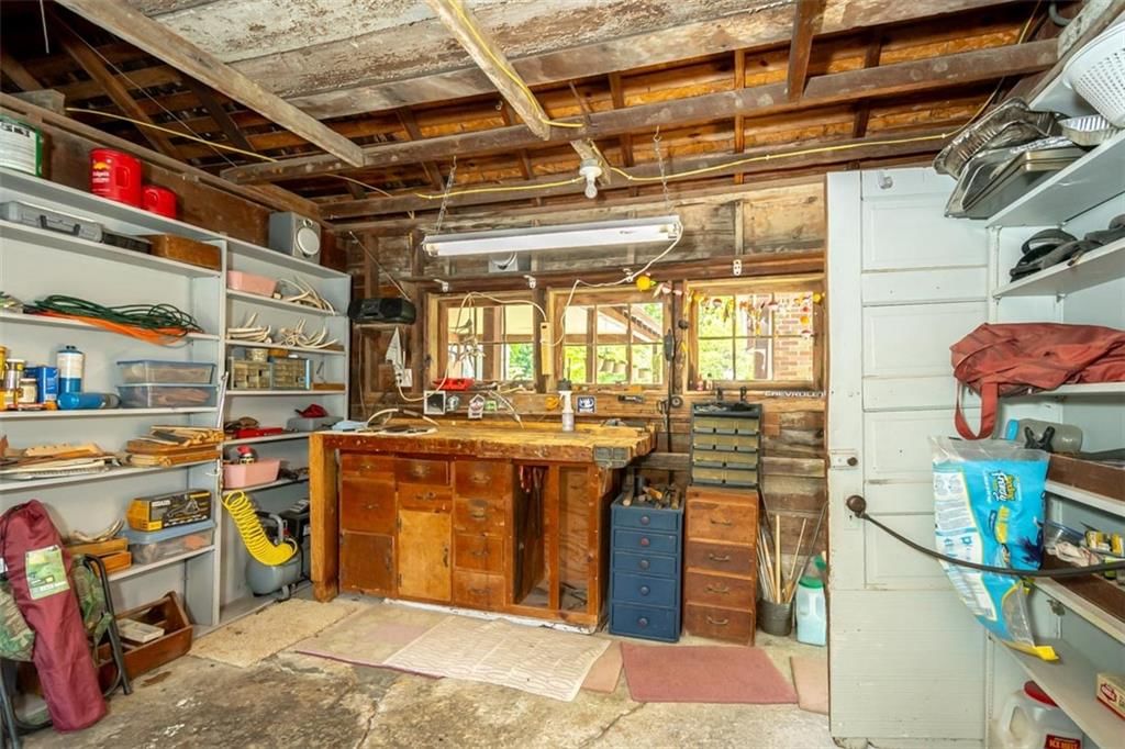 1209 S Hickory Street — photo 42