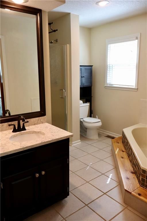 2517 NW Leann Drive — photo 16