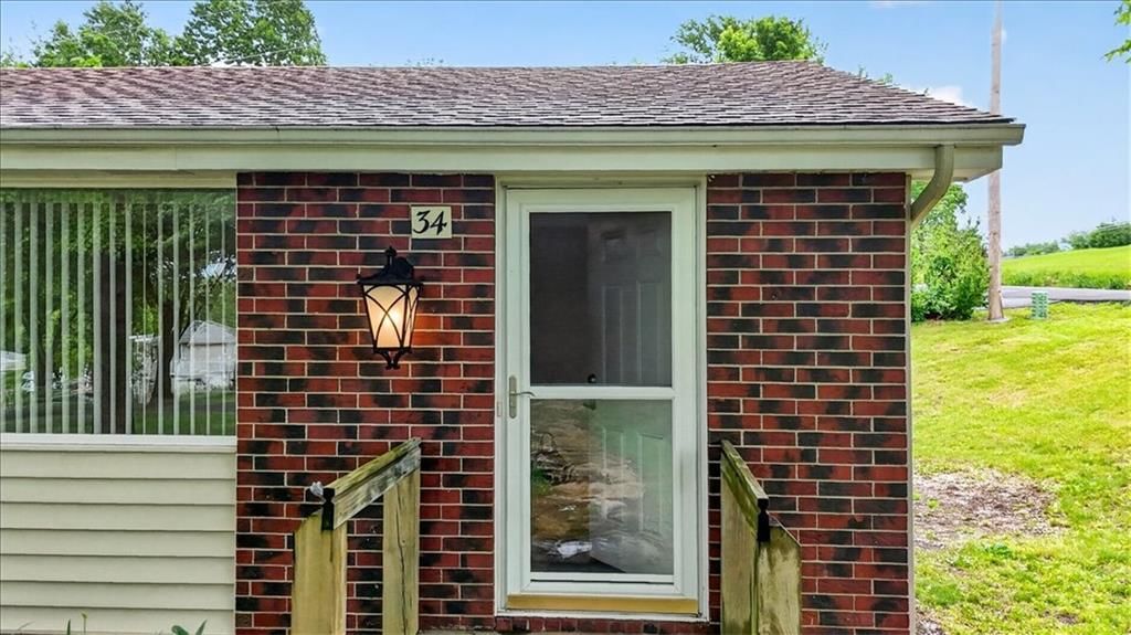 34 Misty Springs Circle — photo 2