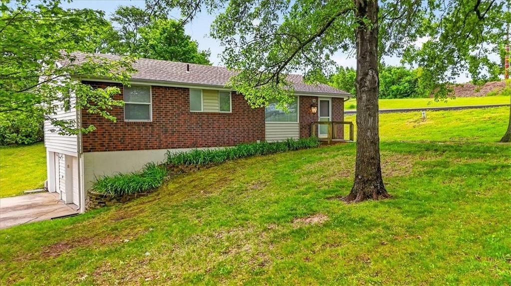 34 Misty Springs Circle — photo 4