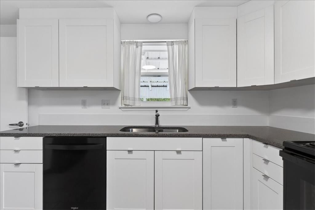 34 Misty Springs Circle — photo 15