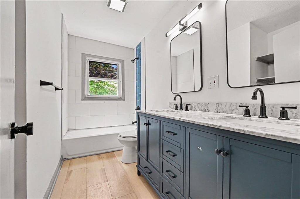 613 E Red Road — photo 12