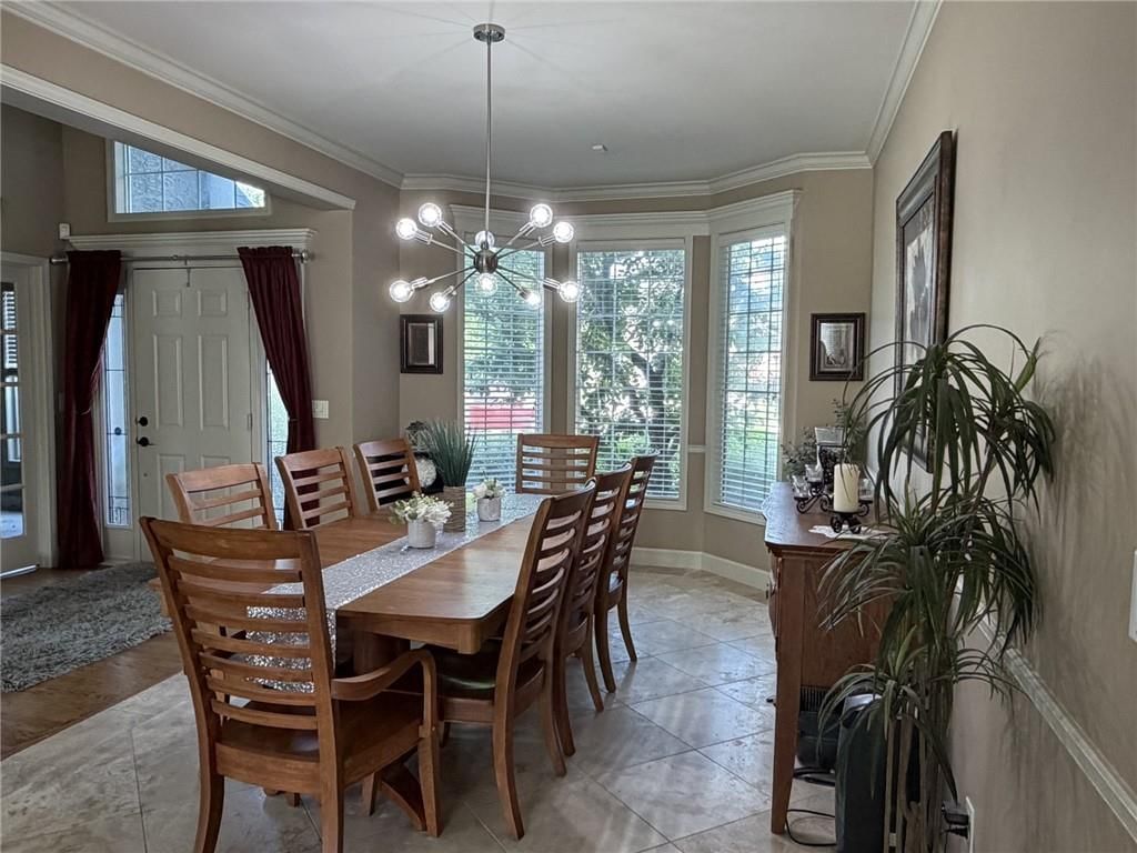 7822 Hull Avenue — photo 4