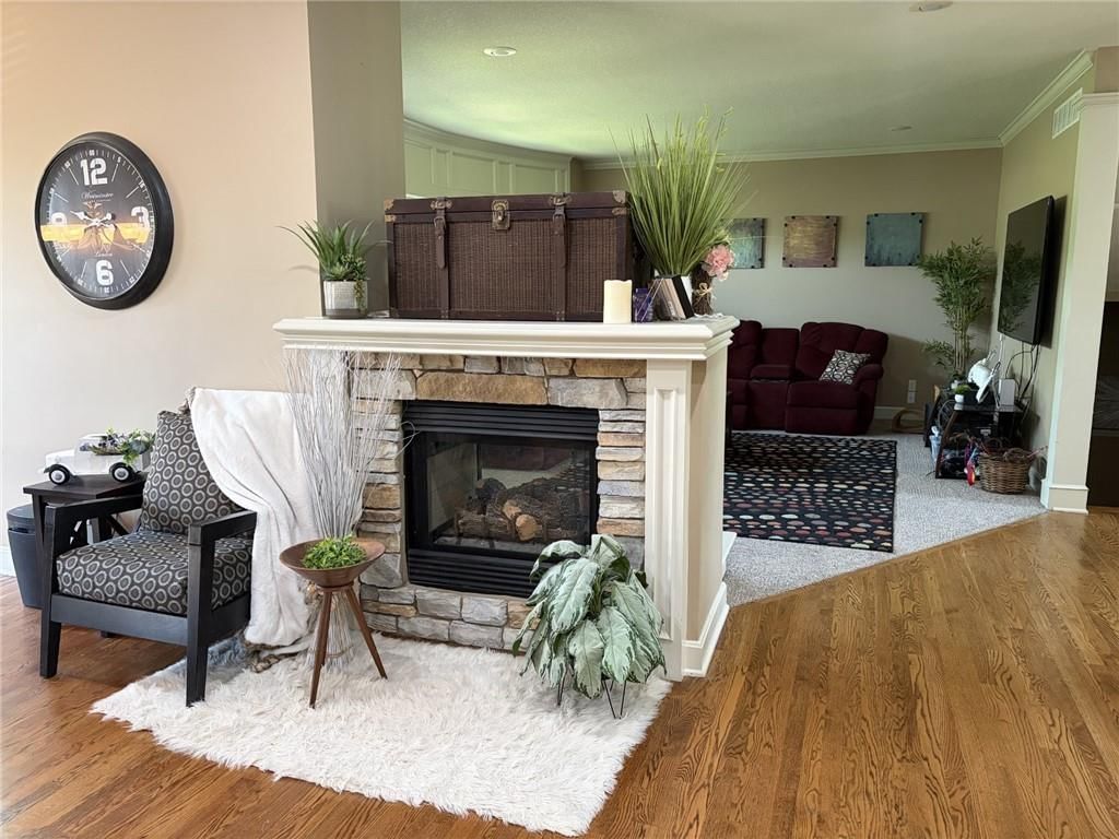 7822 Hull Avenue — photo 9