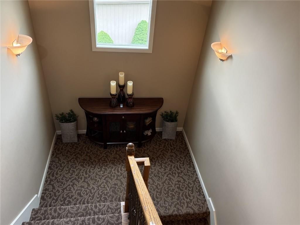 7822 Hull Avenue — photo 16