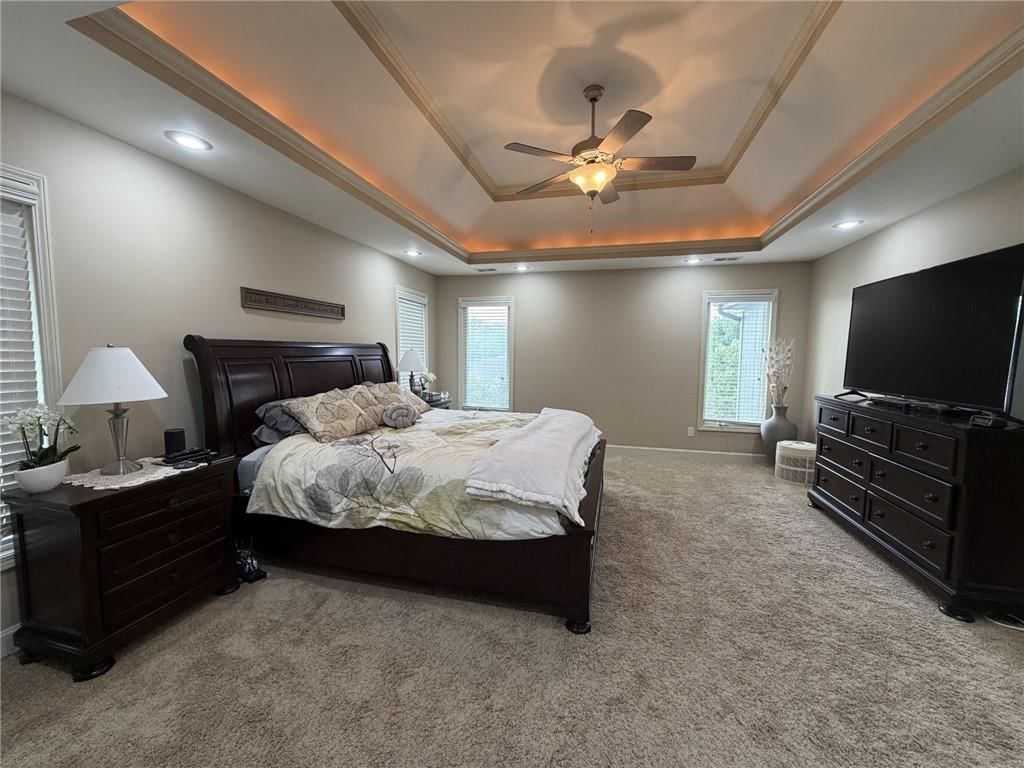 7822 Hull Avenue — photo 17