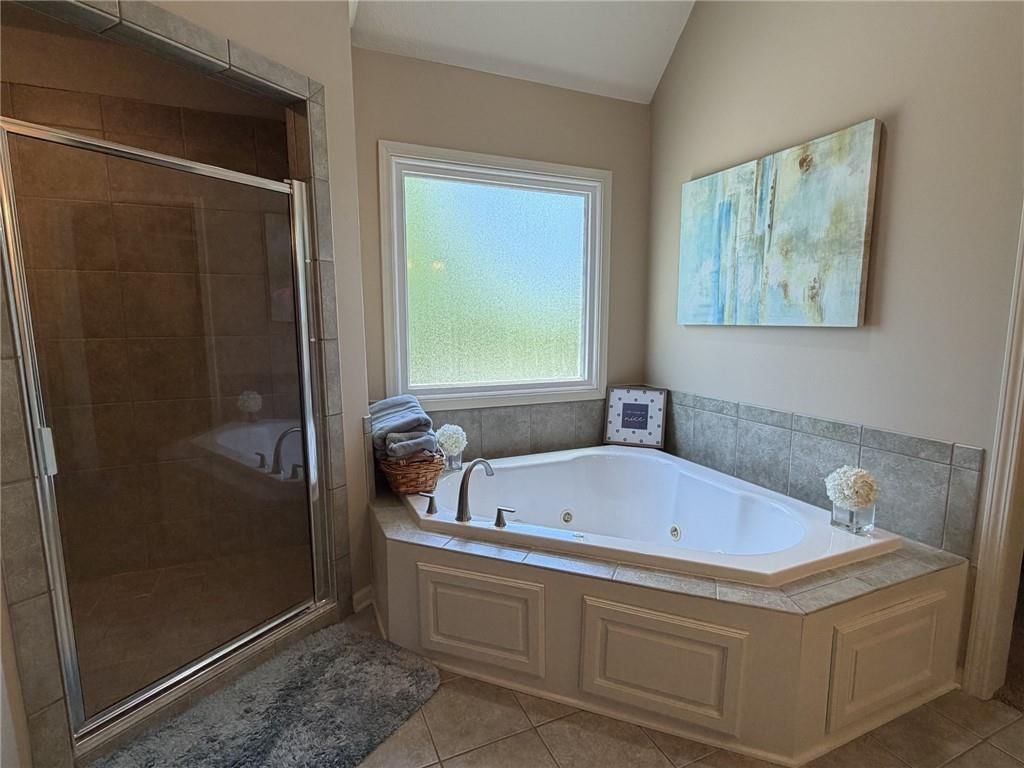 7822 Hull Avenue — photo 20