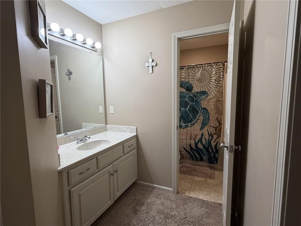 7822 Hull Avenue — photo 25
