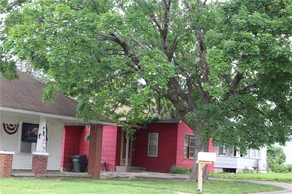 1331 Spruce Street — photo 2