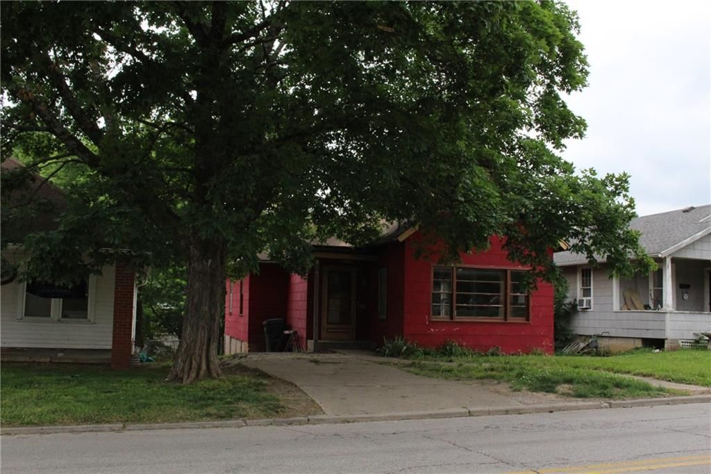 1331 Spruce Street — photo 3