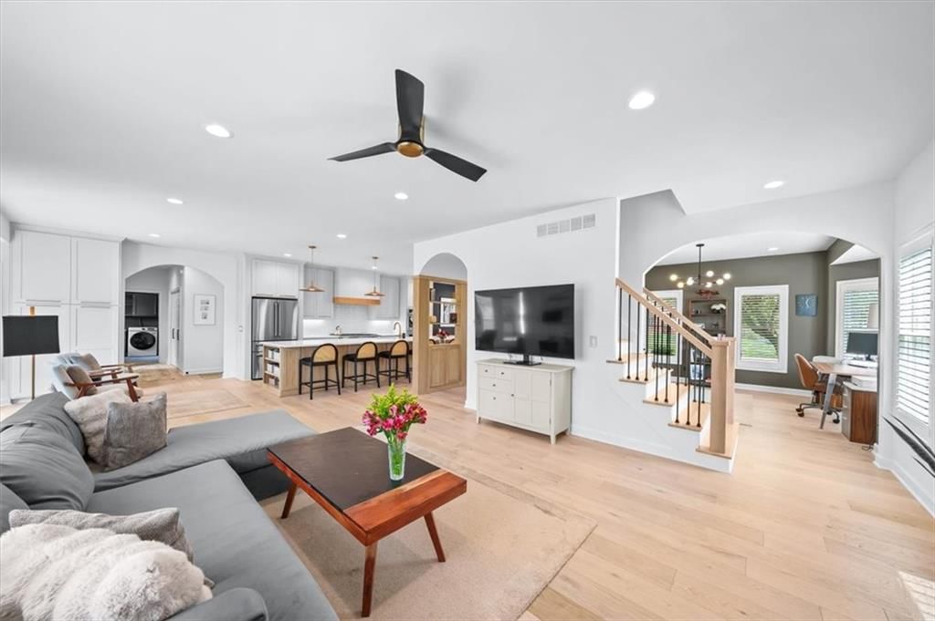 3506 Woodland Pointe Drive — photo 15