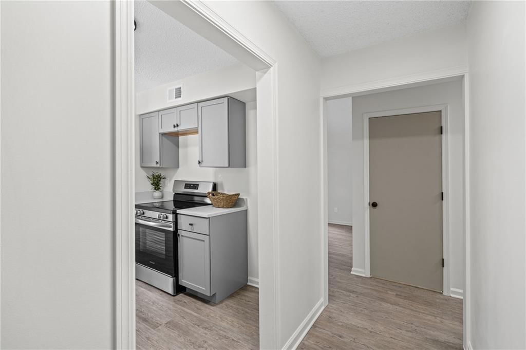 3004 Iva Drive — photo 4