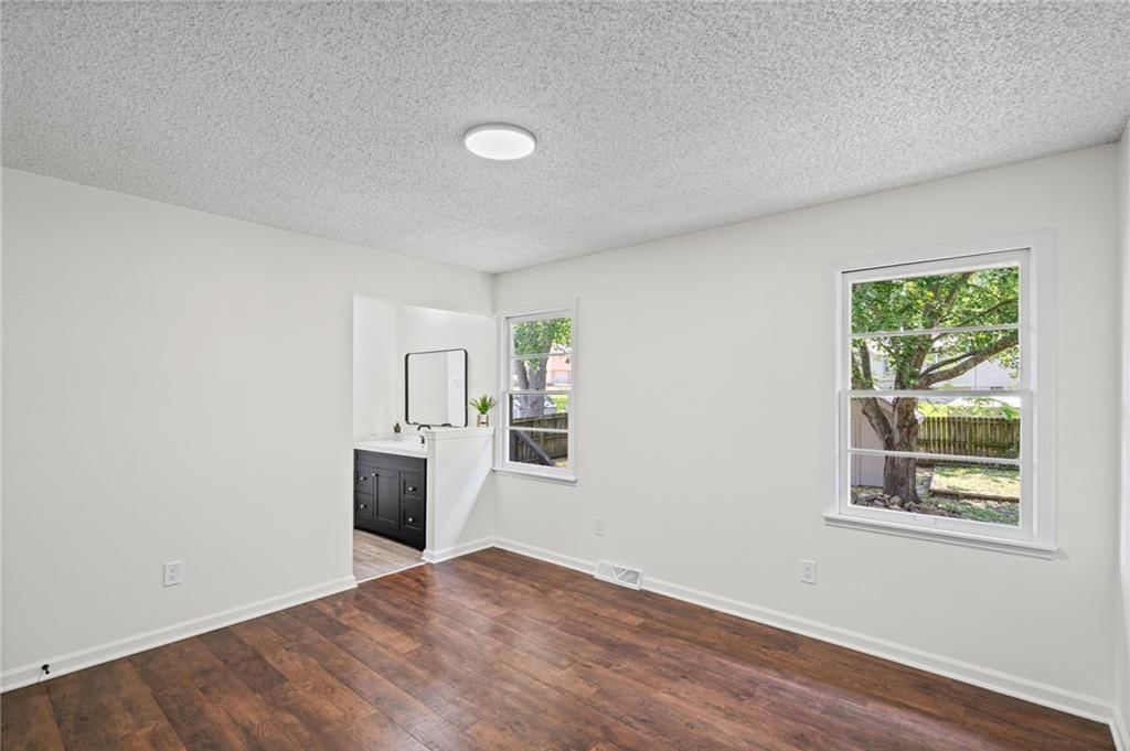 3004 Iva Drive — photo 22