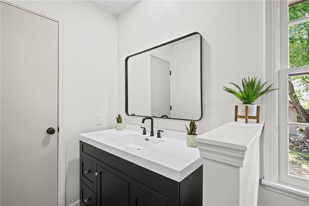 3004 Iva Drive — photo 24
