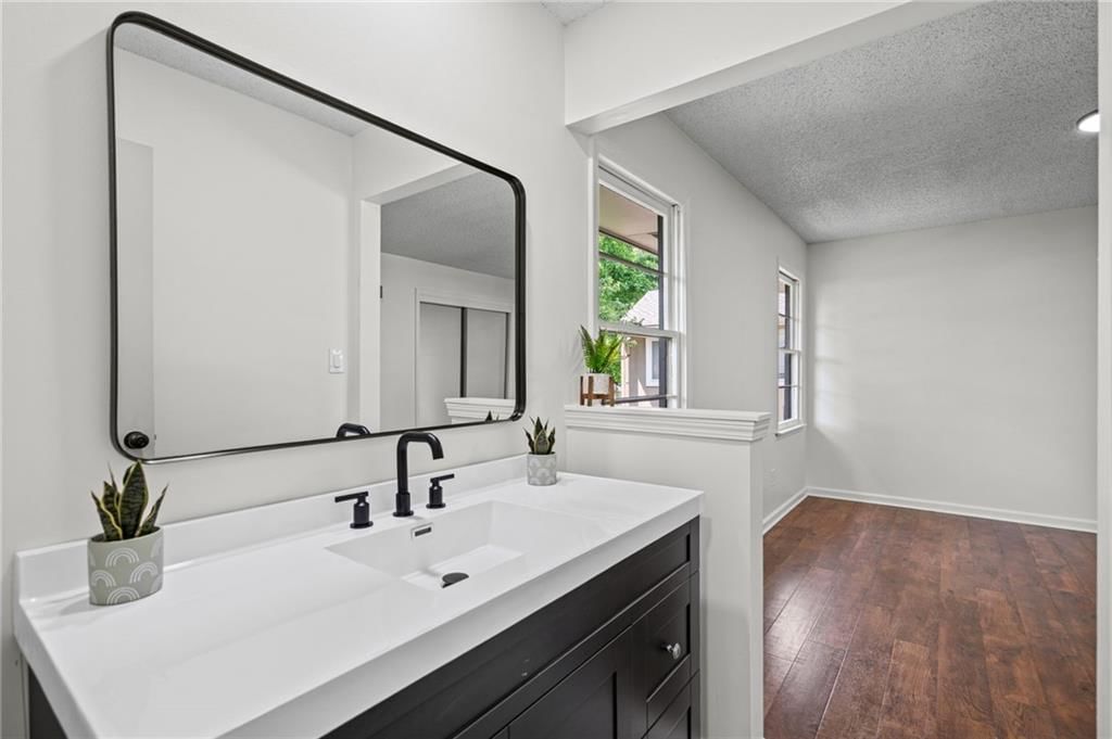3004 Iva Drive — photo 25