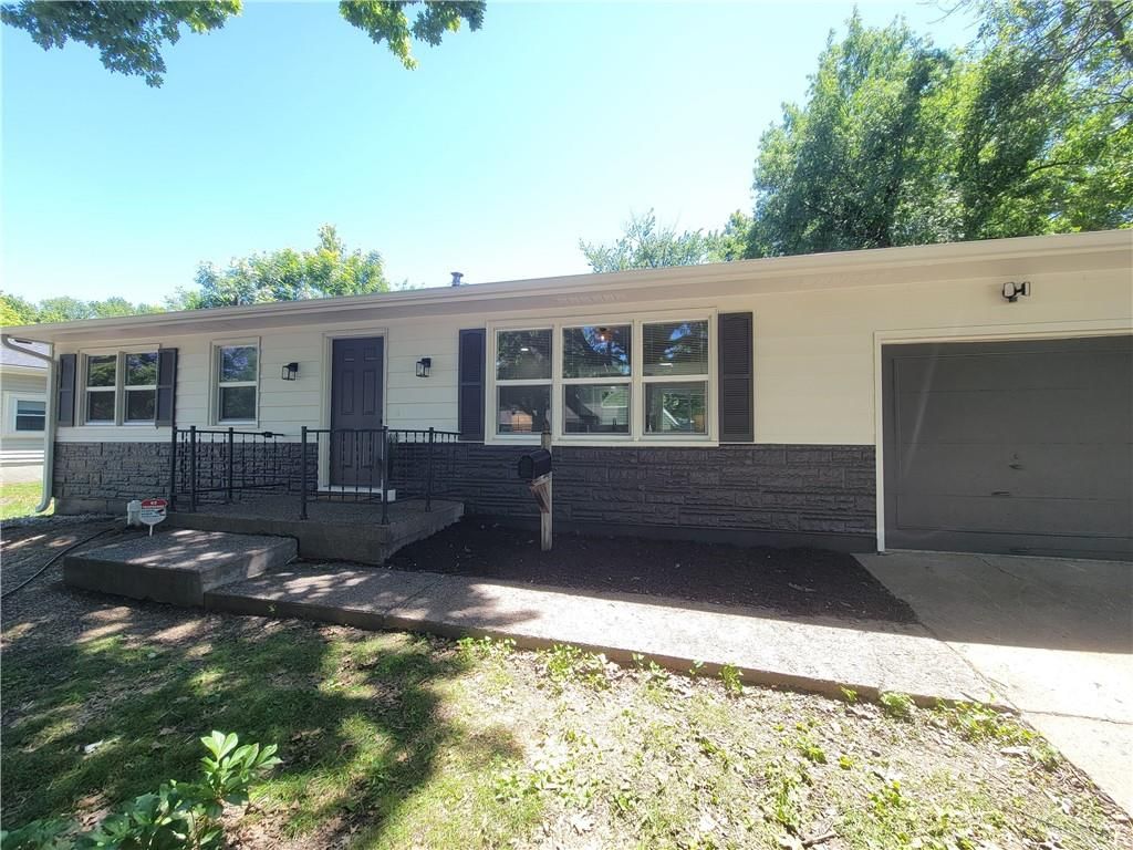 517 NW Little Avenue — photo 3