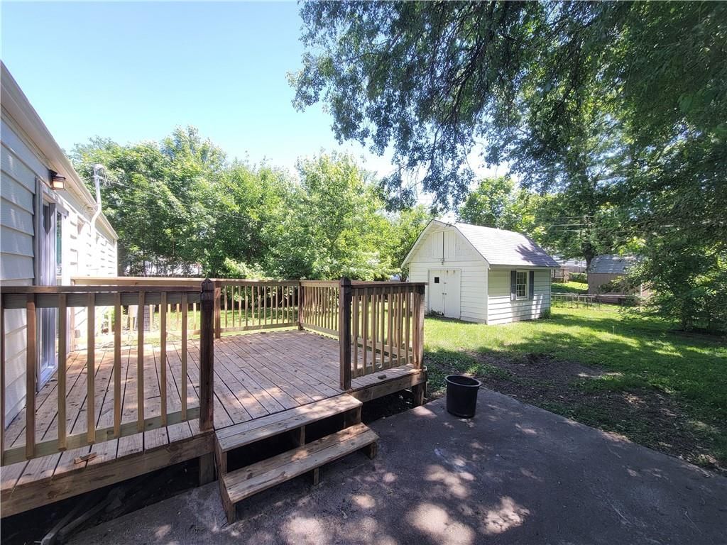 517 NW Little Avenue — photo 29