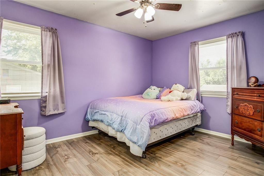10609 Askew Avenue — photo 14