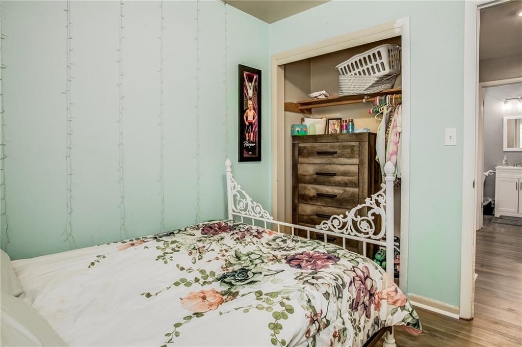 10609 Askew Avenue — photo 17