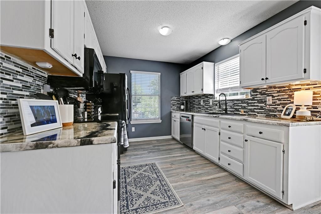617 N Cedar Street — photo 10