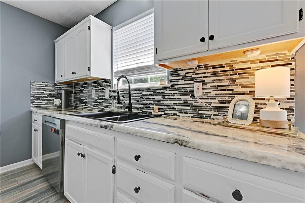 617 N Cedar Street — photo 12