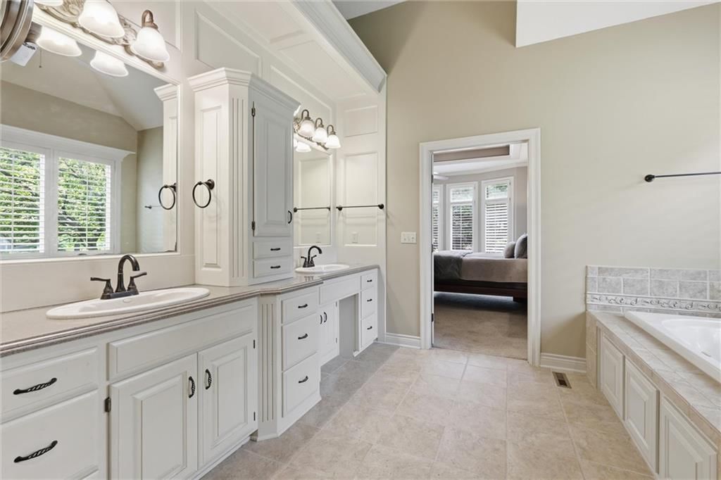 14603 Sherwood Street — photo 18