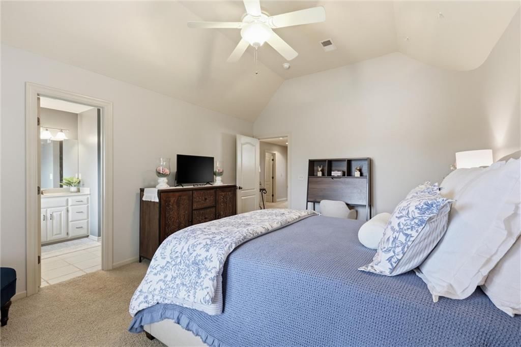 14603 Sherwood Street — photo 23