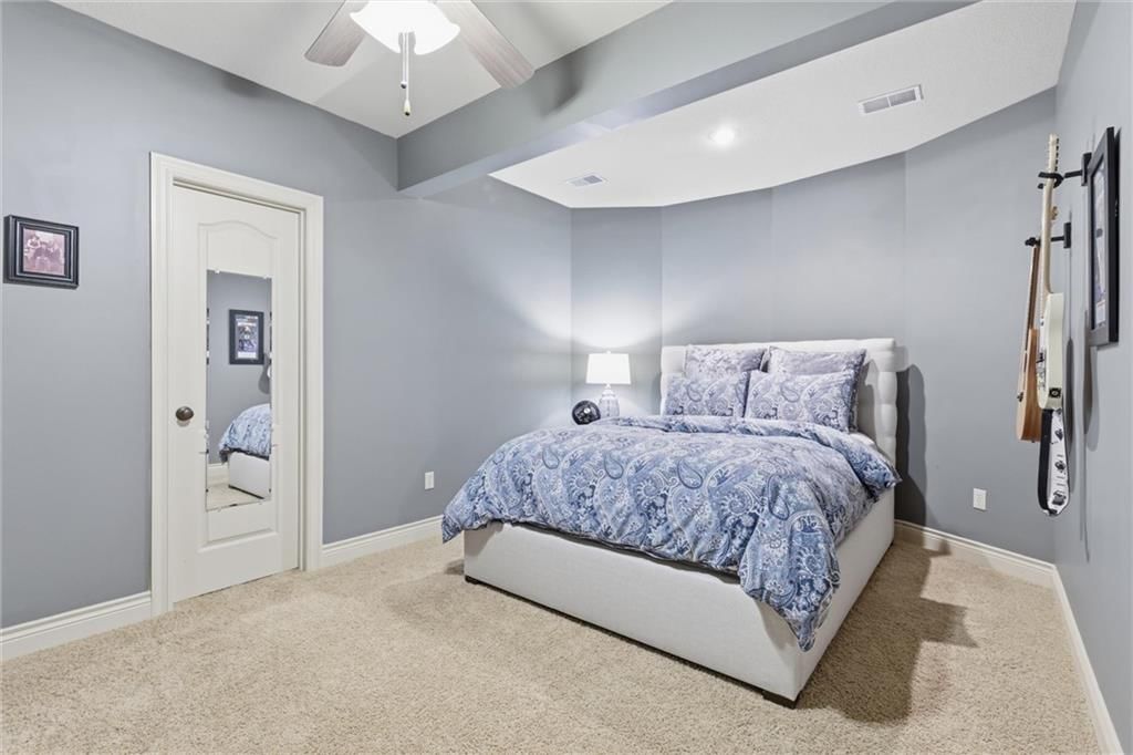 14603 Sherwood Street — photo 37