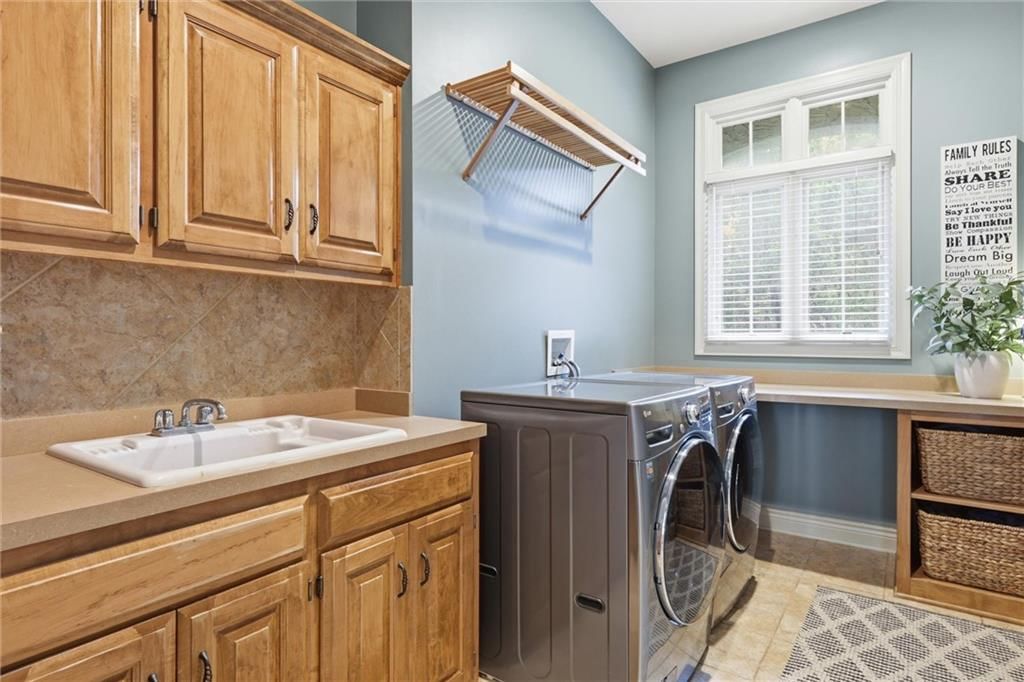 14603 Sherwood Street — photo 39