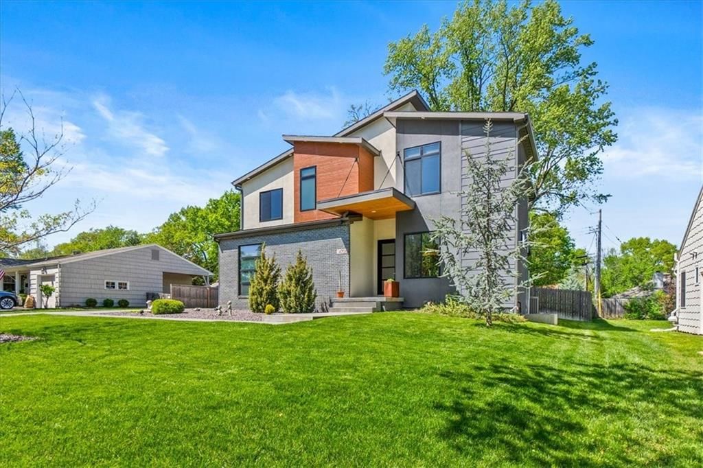 4706 W 65th Terrace — photo 3