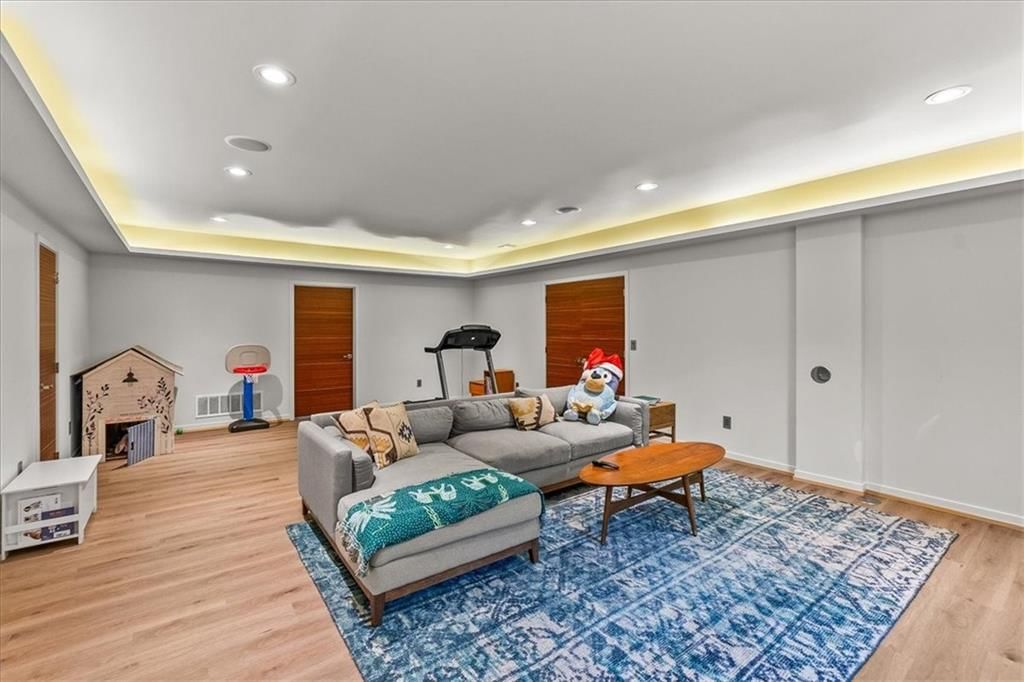 4706 W 65th Terrace — photo 44