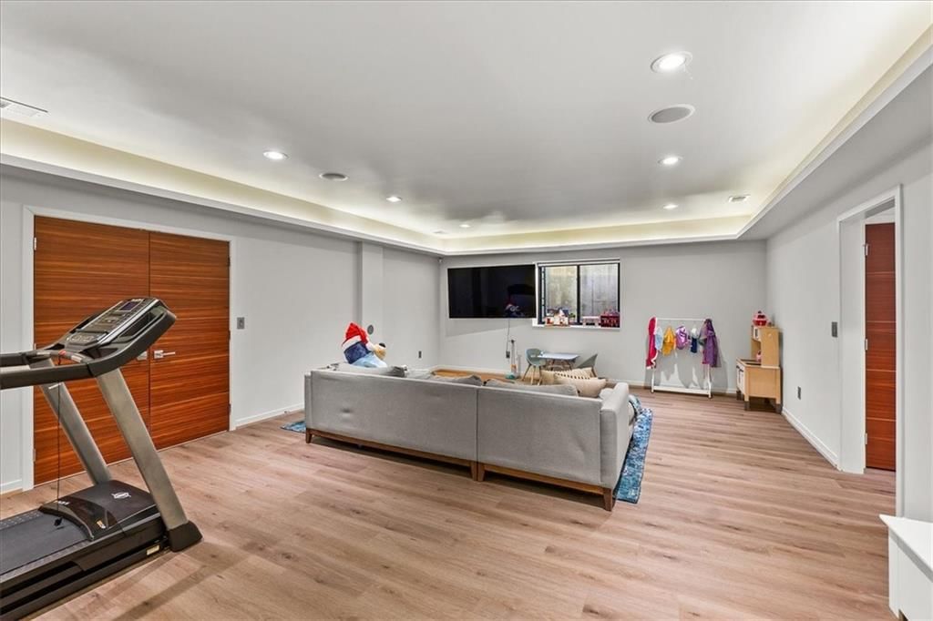 4706 W 65th Terrace — photo 46