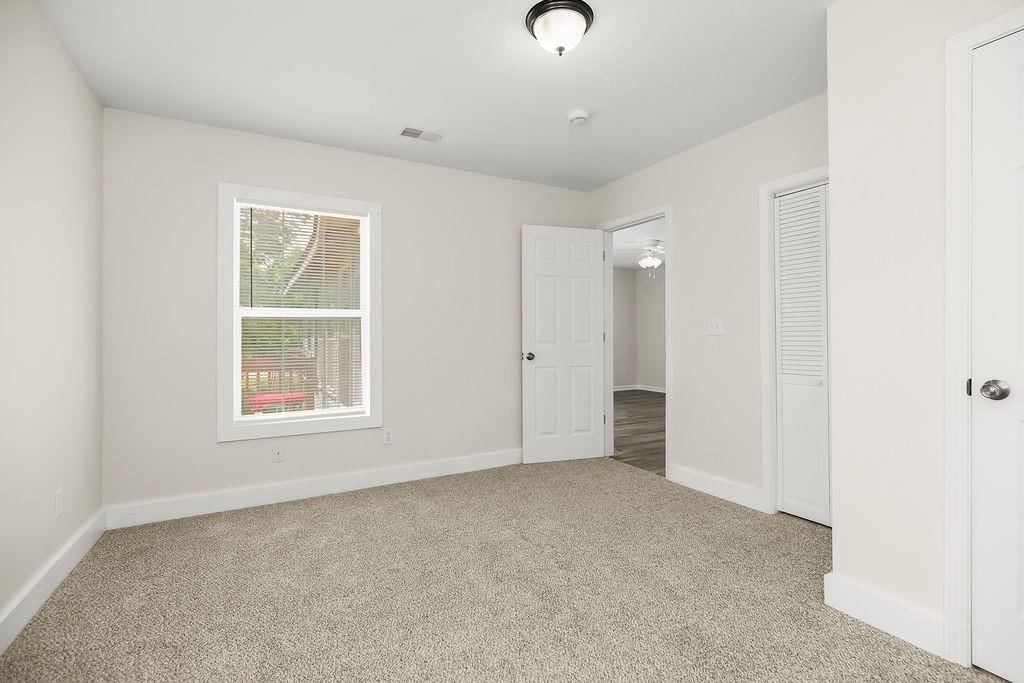 208 N Independence Street — photo 13