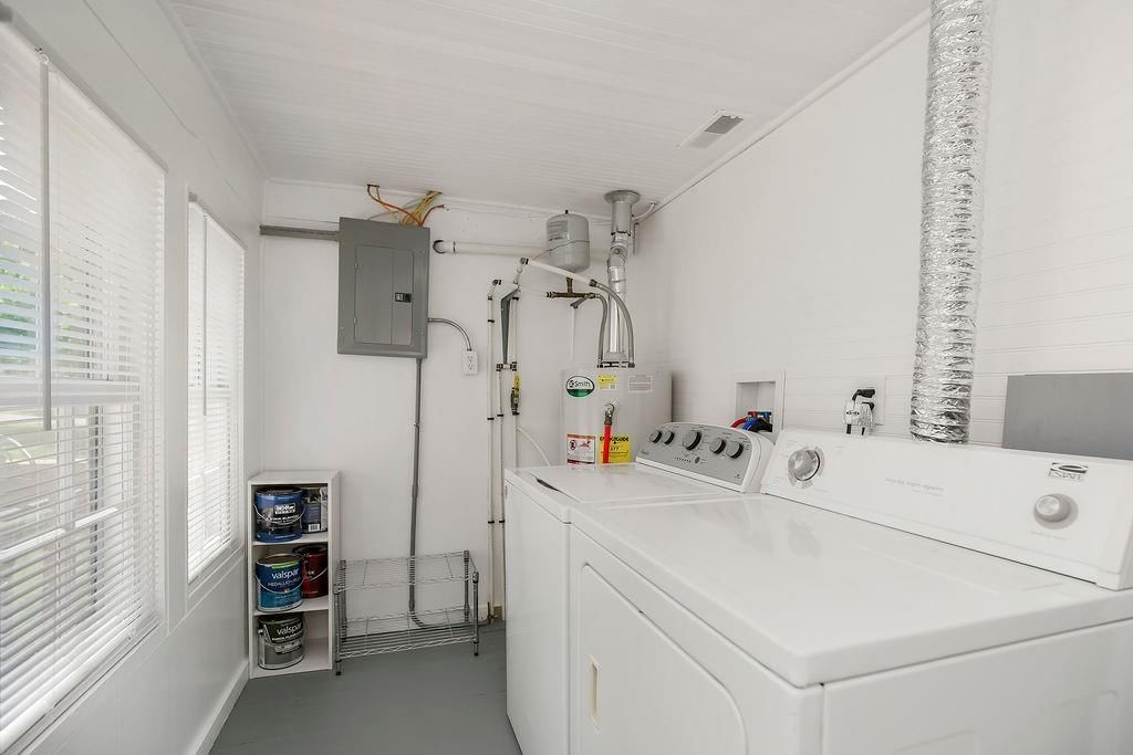 208 N Independence Street — photo 14