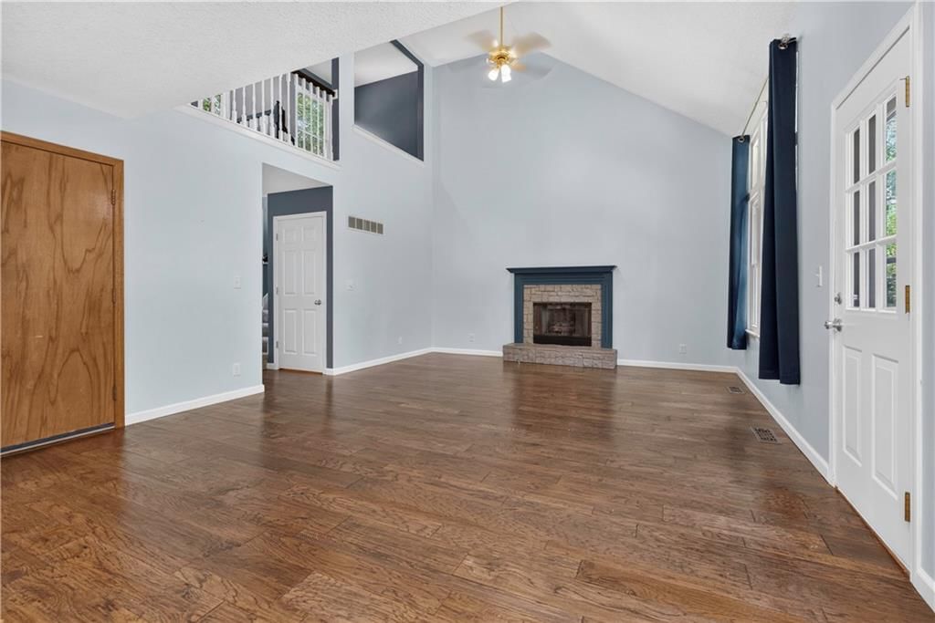 7418 W 152nd Street — photo 7