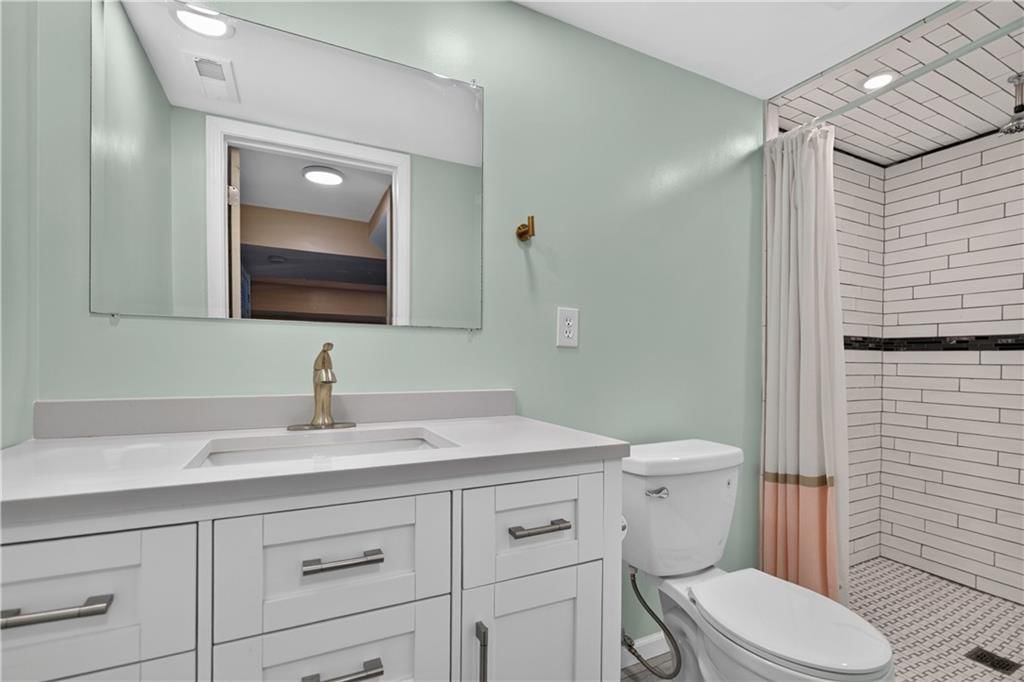 7418 W 152nd Street — photo 30