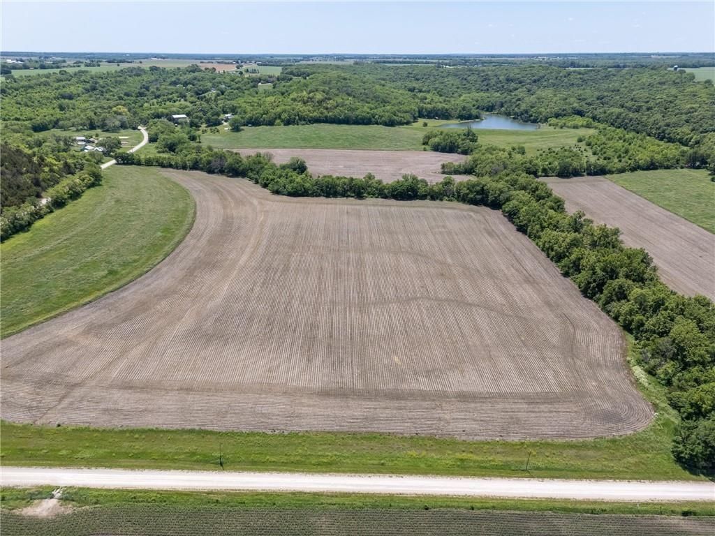 10.60 Acres N 800 Road — photo 2