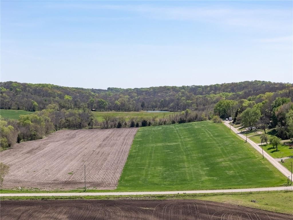 10.66 Acres M/L N 800 Road — photo 5