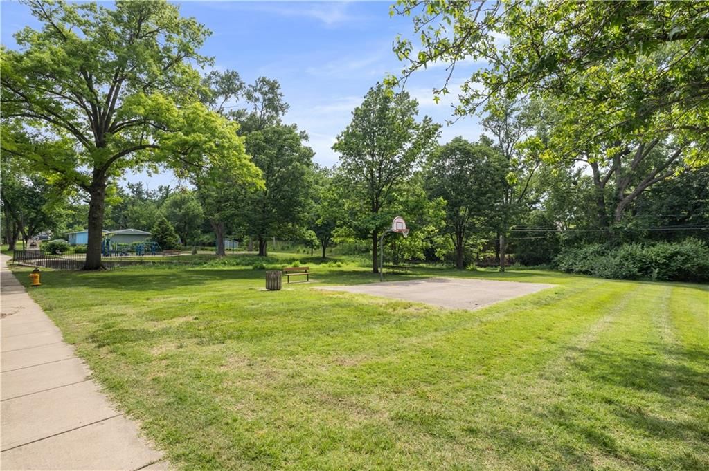 8925 Gillette Street — photo 24