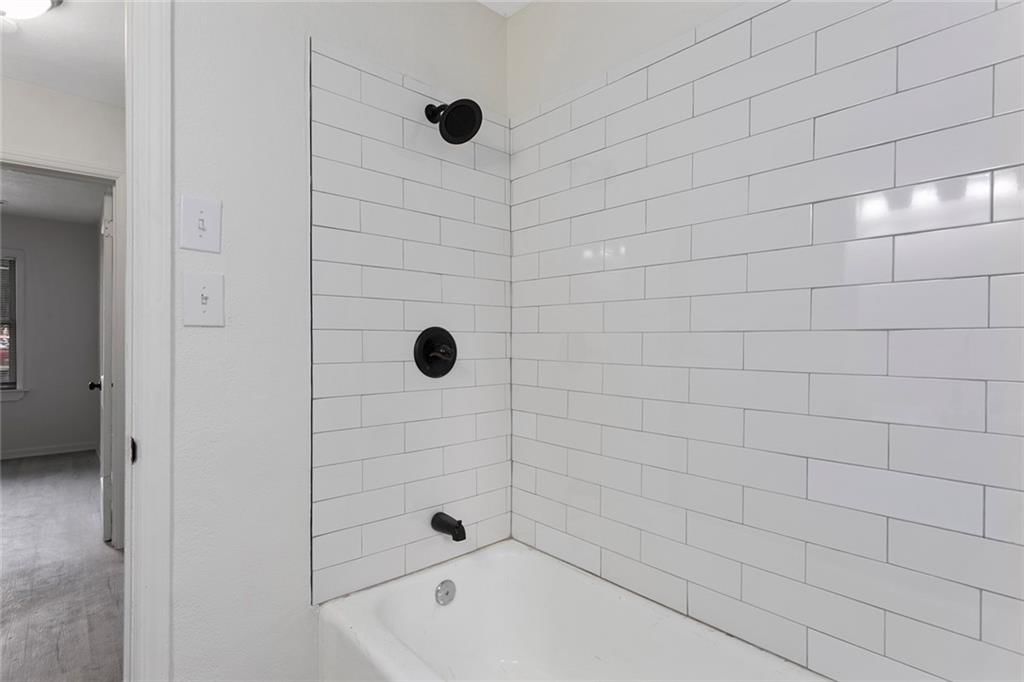 2543 Lister Avenue — photo 15