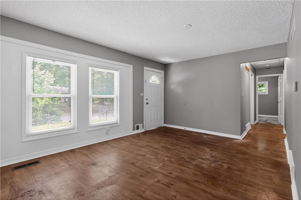 7807 Ruskin Way — photo 6
