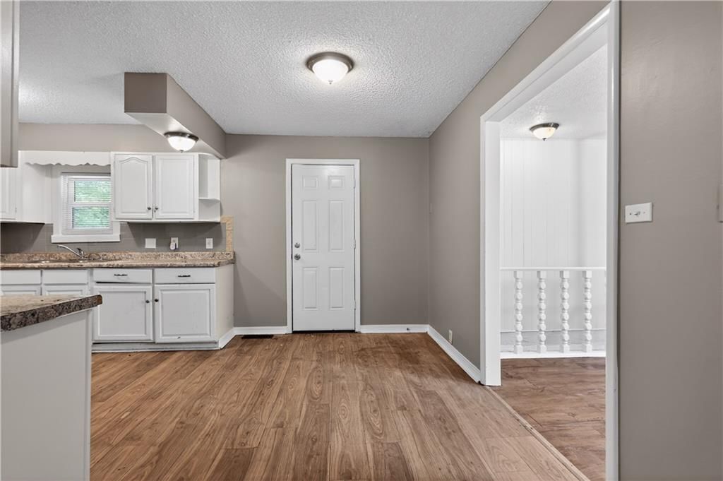 7807 Ruskin Way — photo 13