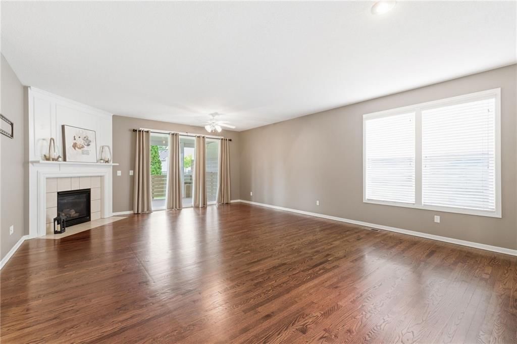 23735 W 87TH Terrace — photo 13