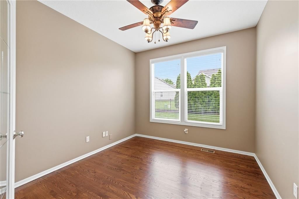 23735 W 87TH Terrace — photo 18