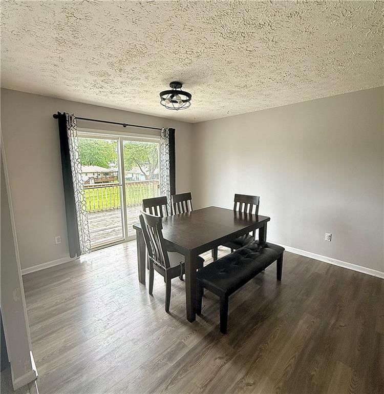 5125 swartz Road — photo 8