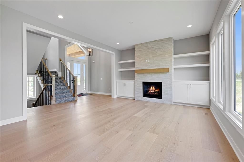 17305 Earnshaw Street — photo 8